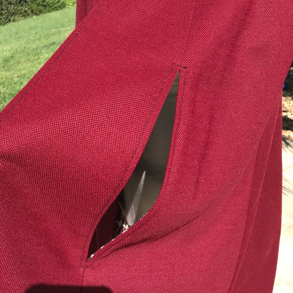 1960's Retro Raspberry Reversible Polyester Cape.… - image 4